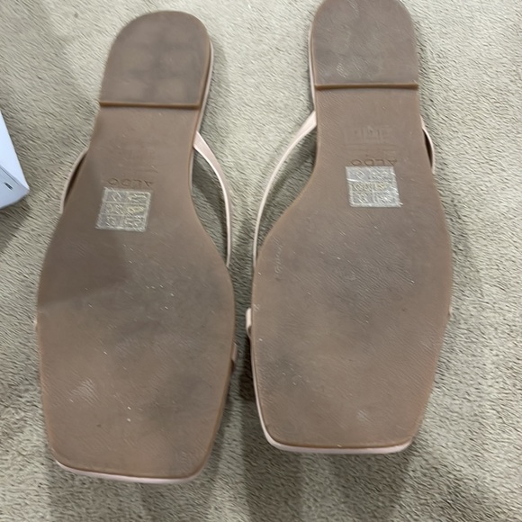 BNIB Aldo Nude Sandals - size 10 - Picture 2 of 4